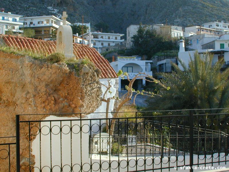 Photo report of a visit around Sfakia, Sougia and Loutro, southwest Crete, April 2007